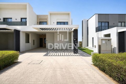 Villa de 4 dormitorios en EMAAR South, UAE No. 217485 25