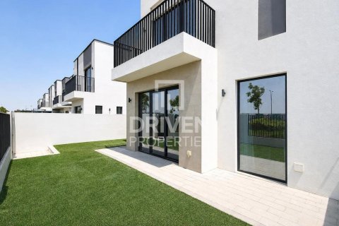 Villa de 4 dormitorios en EMAAR South, UAE No. 217485 26