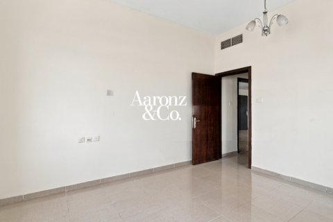 Apartment de 2 dormitorios en Jumeirah Lake Towers, UAE No. 220338 15