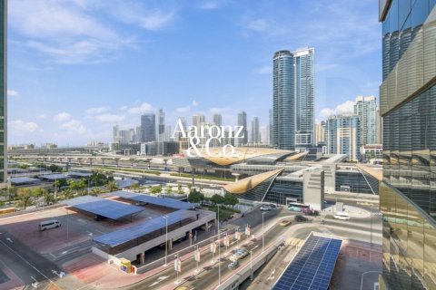Apartment de 2 dormitorios en Jumeirah Lake Towers, UAE No. 220338 4