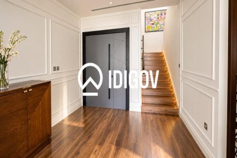 Таунхаус с 3 спальнями в District 12, ОАЭ №220358 4