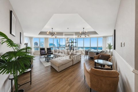 Apartment de 4 dormitorios en Dubai Marina, UAE No. 215061 3