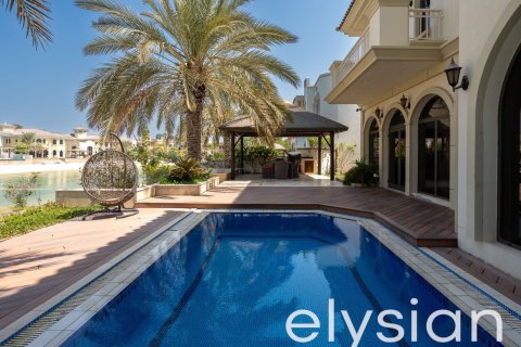 4 bedrooms Villa in Garden Homes, UAE No. 64655 3