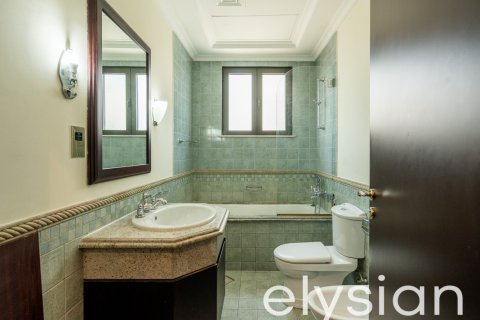 4 bedrooms Villa in Garden Homes, UAE No. 64655 23