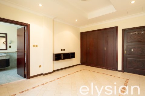 4 bedrooms Villa in Garden Homes, UAE No. 64655 7