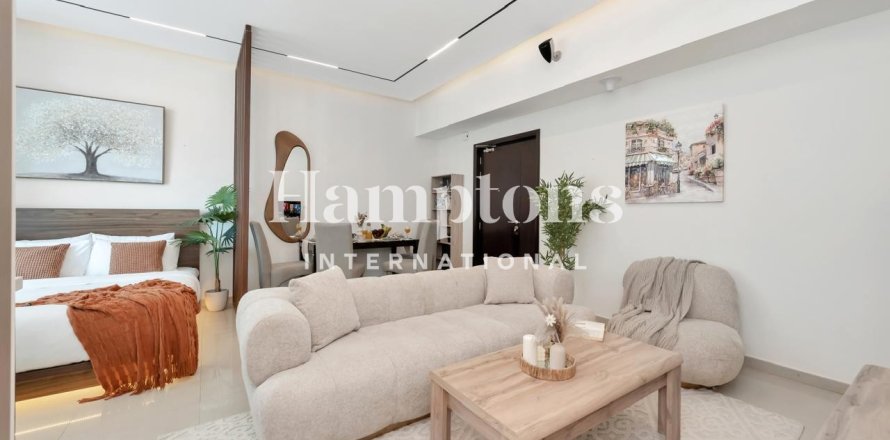 Apartment de 2 dormitorios en The Address Dubai Marina, UAE No. 223734