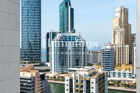 Apartment de 2 dormitorios en The Address Dubai Marina, UAE No. 223734 14