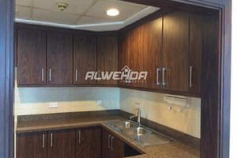 Квартира с 2 спальнями в Executive Towers, ОАЭ №4457 5