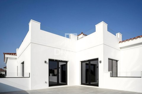 Вилла с 5 спальнями в Hacienda, ОАЭ №221007 7