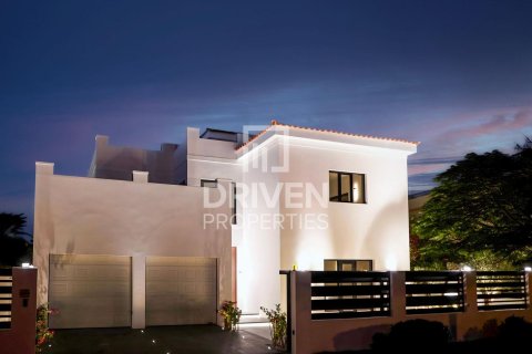 Вилла с 5 спальнями в Hacienda, ОАЭ №221007 27