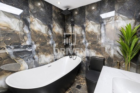 Apartment de 1 dormitorio en Jumeirah Lake Towers, UAE No. 223058 12