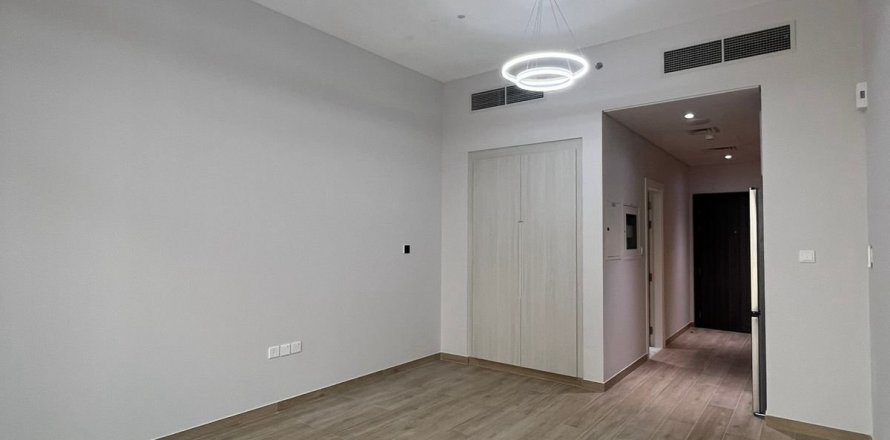 Studio Apartment in Business Bay, UAE No. 160943
