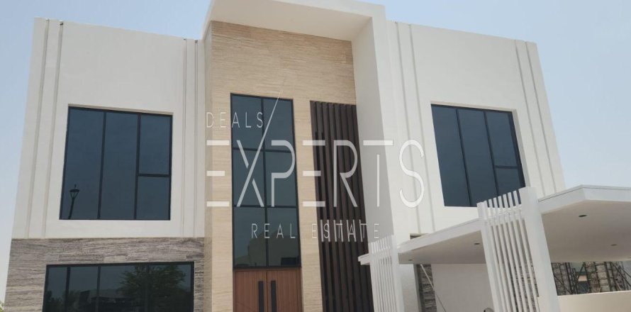 Villa de 5 dormitorios en  Saadiyat Island, UAE No. 224275