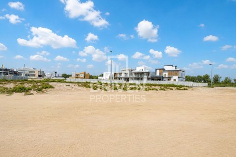 588.35m² Land in District One, UAE No. 221273 9