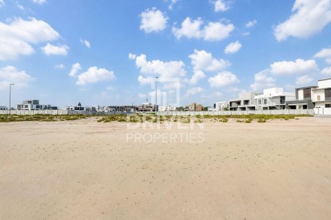 588.35m² Land in District One, UAE No. 221273 4