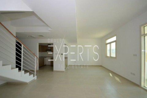 Townhouse de 2 chambres à Al Ghadeer, UAE No. 224159 3