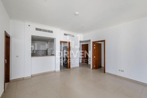 Apartment de 2 dormitorios en Burj Vista, UAE No. 215179 4
