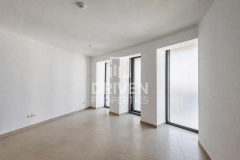 Apartment de 2 dormitorios en Burj Vista, UAE No. 215179 6