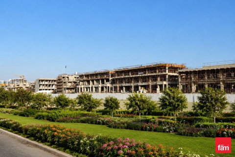 3 bedrooms Townhouse in Dubai, UAE No. 159808 6