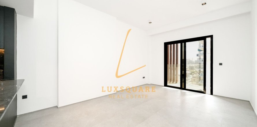 Apartment de 2 dormitorios en Jumeirah Village Circle, UAE No. 208396