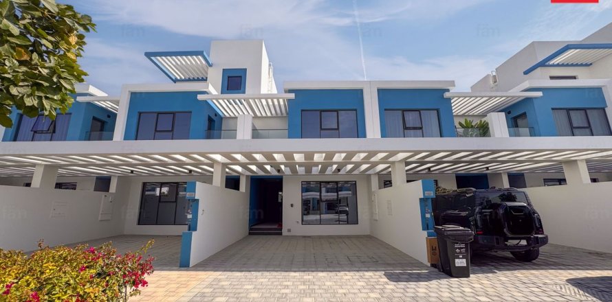 Townhouse de 5 dormitorios en Dubai, UAE No. 224459