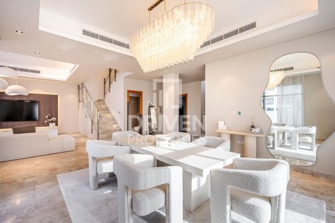 4 bedrooms Villa in Jebel Ali, UAE No. 221055 8