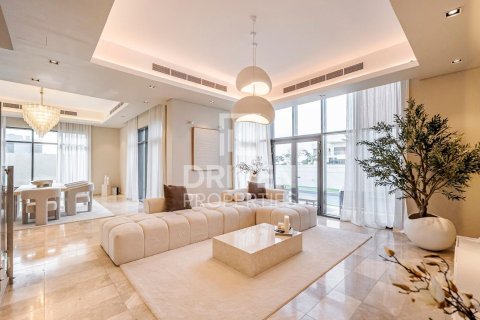 4 bedrooms Villa in Jebel Ali, UAE No. 221055 3