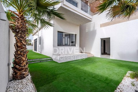 4 bedrooms Villa in Jebel Ali, UAE No. 221055 23