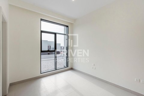 Вилла с 4 спальнями в Dubai South (Dubai World Central), ОАЭ №221049 16