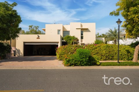 5 bedrooms Villa in Saheel, UAE No. 220758 15