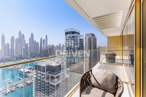 2 bedrooms Apartment in EMAAR Beachfront, UAE No. 212610