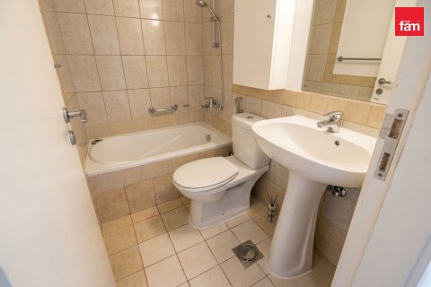 2 bedrooms Villa in Dubai, UAE No. 213447 16