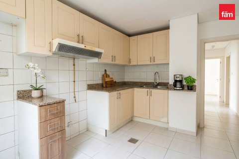 2 bedrooms Villa in Dubai, UAE No. 213447 6