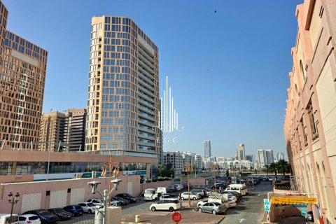 Вилла с 4 спальнями в Al Khalidiya, ОАЭ №19427 26
