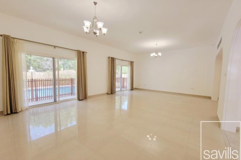 4 bedrooms Villa in Al Safa 2, UAE No. 211094 9