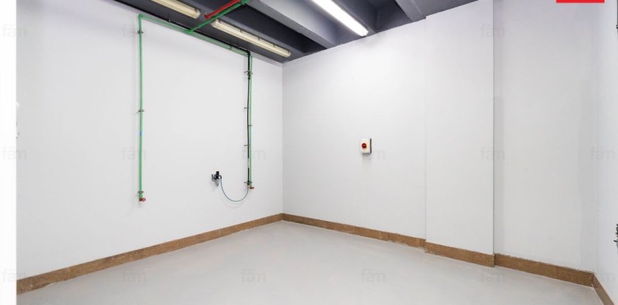 204m² Shop in Al Furjan, UAE No. 216045