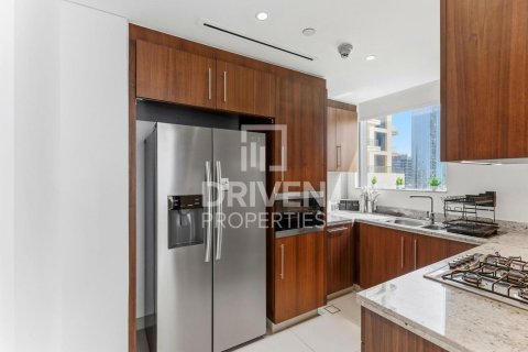 2 bedrooms Apartment in Boulevard Point, UAE No. 221338 15