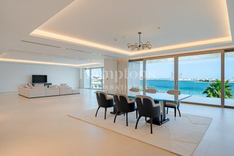 Apartment de 3 dormitorios en FIVE Palm Jumeirah, UAE No. 208234 4