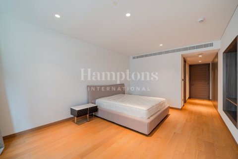 Apartment de 3 dormitorios en FIVE Palm Jumeirah, UAE No. 208234 15