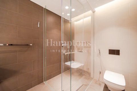 Apartment de 3 dormitorios en FIVE Palm Jumeirah, UAE No. 208234 13