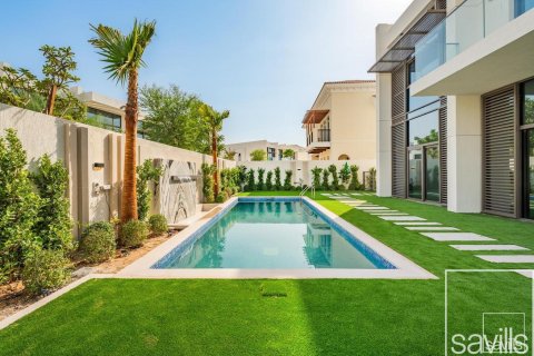 5 bedrooms Villa in District One, UAE No. 220428