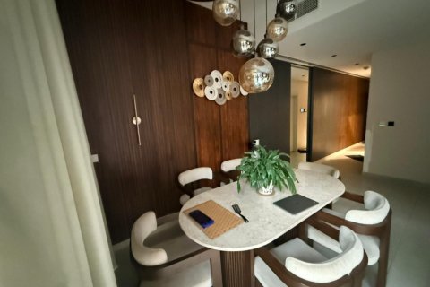 Townhouse de 3 dormitorios en Tilal City, UAE No. 196889