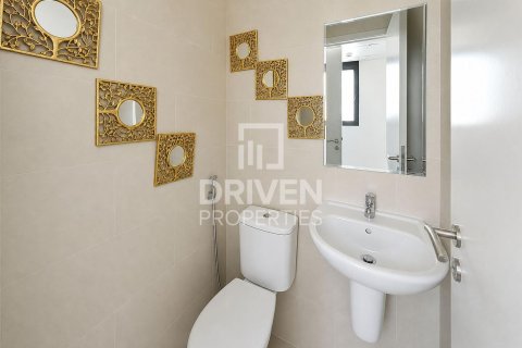 Appartement de 2 chambres à Umm Suqeim 3, UAE No. 221515 21