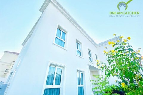 Townhouse de 5 chambres à Al Hamra Village, UAE No. 13044 3