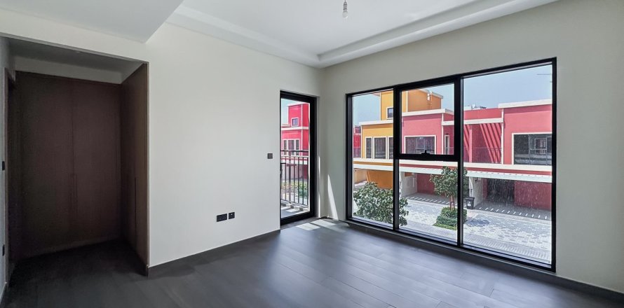 4 غرف نوم تاون هاوس في Damac Lagoons, الإمارات العربية المتحدة رقم 221588