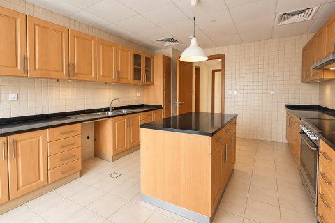 Apartment de 2 dormitorios en Jumeirah Lake Towers, UAE No. 223431 5