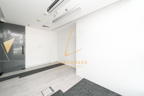 76m² Office in Sheikh Zayed Road, UAE No. 219348 10