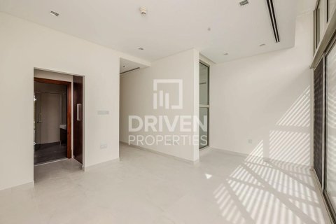 5 bedrooms Villa in District One, UAE No. 212455 12