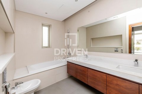 5 bedrooms Villa in District One, UAE No. 212455 20