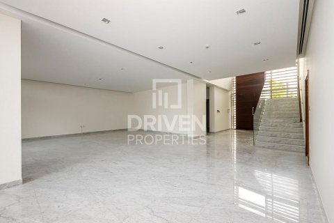 5 bedrooms Villa in District One, UAE No. 212455